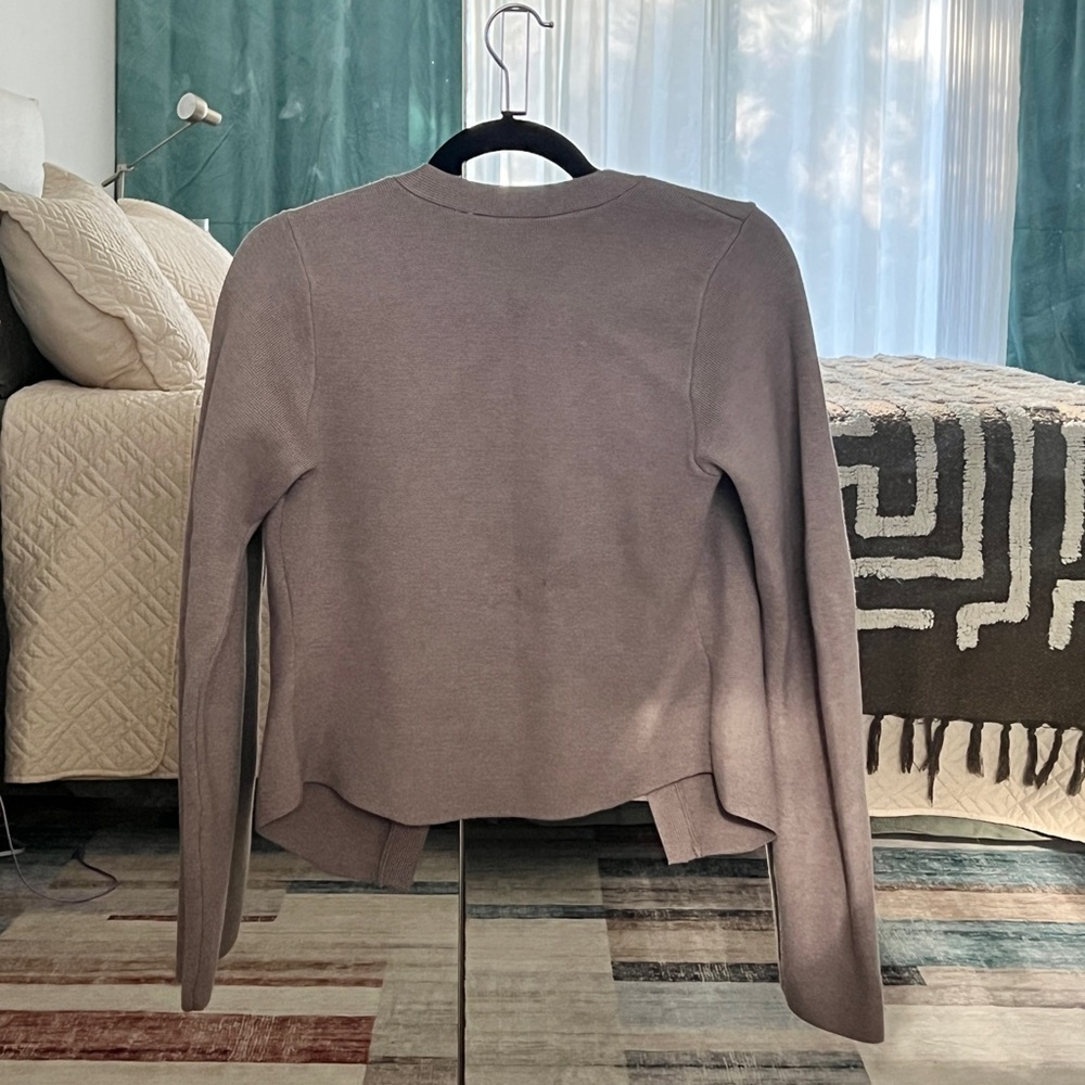 Abercrombie & Fitch Luxeloft Rounded Sleeve Cardigan - Picture 5 of 6